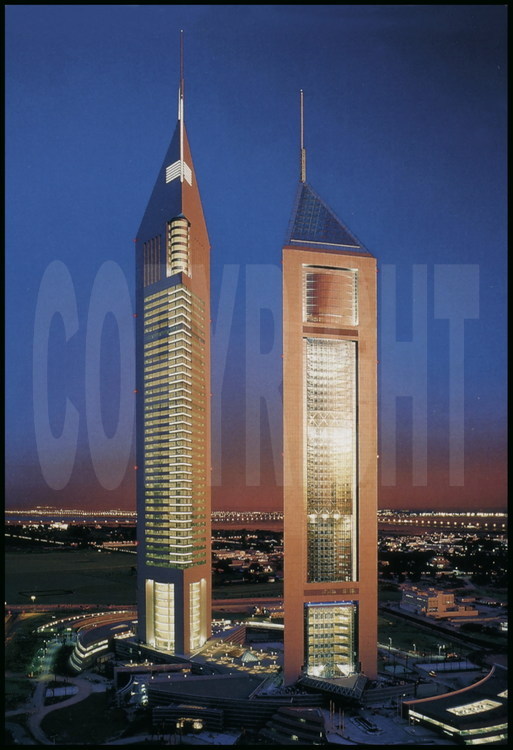 The Emirate Towers (305 and 355 meters, currently the highest skyscrapers in Europe and the Middle East combined) on Sheikh Zayed Road (named after the emir who created the emirate). This is the heart of the business district with the Dubaï World Centre, and the Dubaï International Financial Centre.