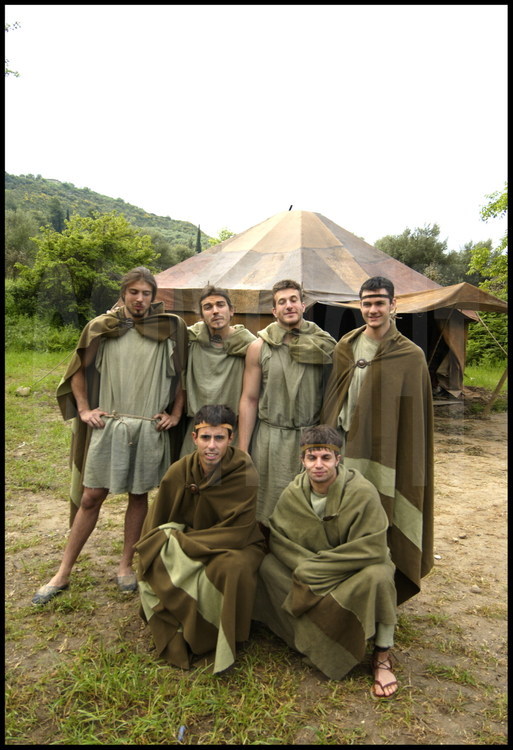 Not far from the palestra, participants stayed in a camp which identically recreated their ancestor’s living conditions. In front of their tent, the entire Italian team.
